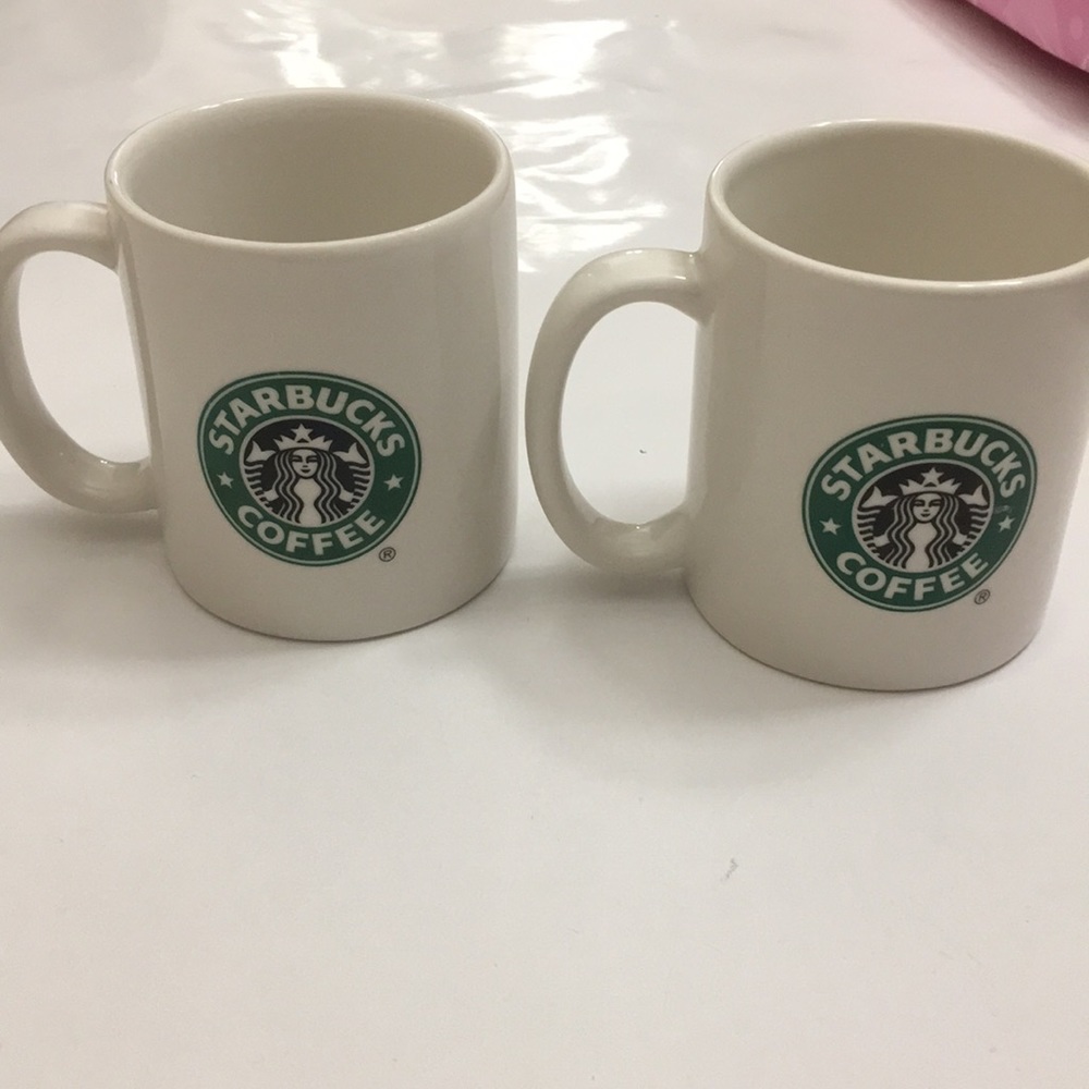 Starbucks Set of Mugs - Picture 4 of 6